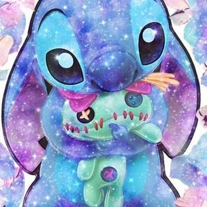 Meet your Posher, Dominique